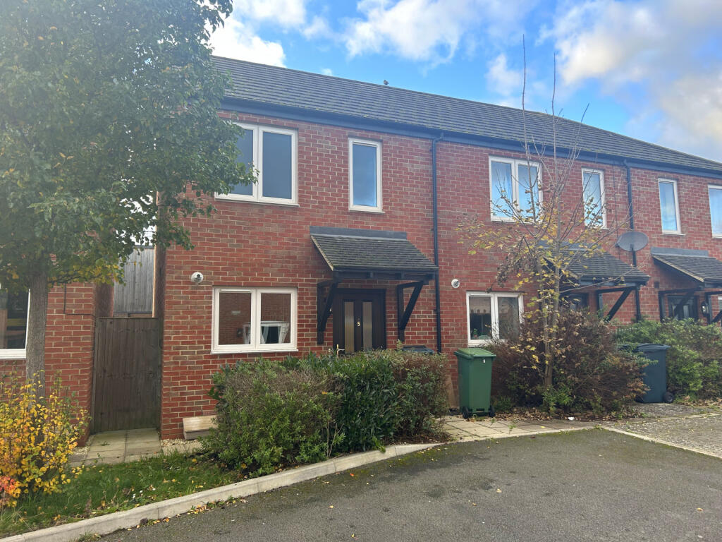 2 bedroom end of terrace house for sale in Styles Close, Northway