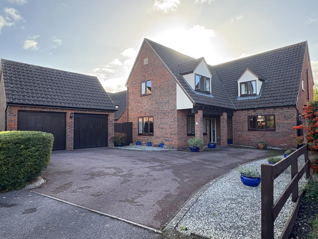 Main image of property: Kings Gate, Newtown, Tewkesbury, GL20