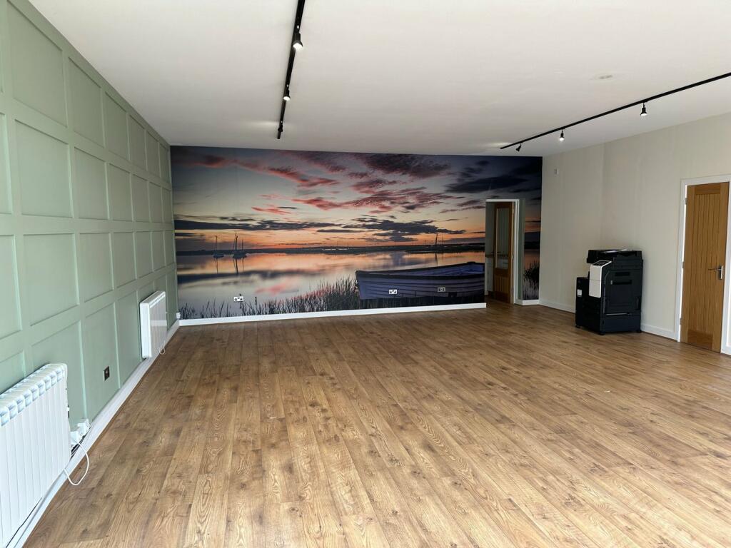 High street retail property to lease in 8 Greevegate, Hunstanton, PE36