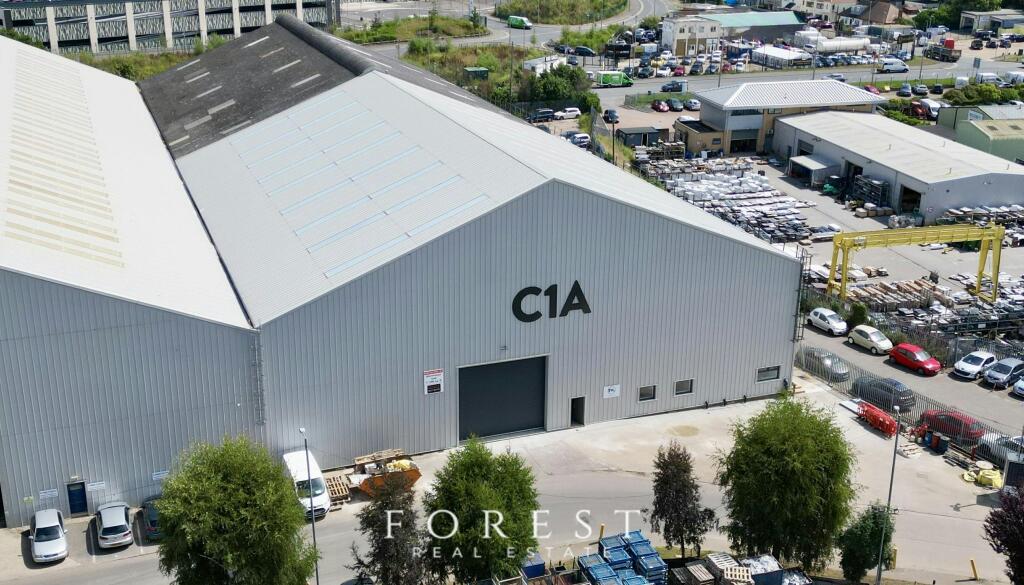 Main image of property: Unit C1A Thurrock Commercial Centre, Kerry Avenue, Purfleet, RM15 4YA