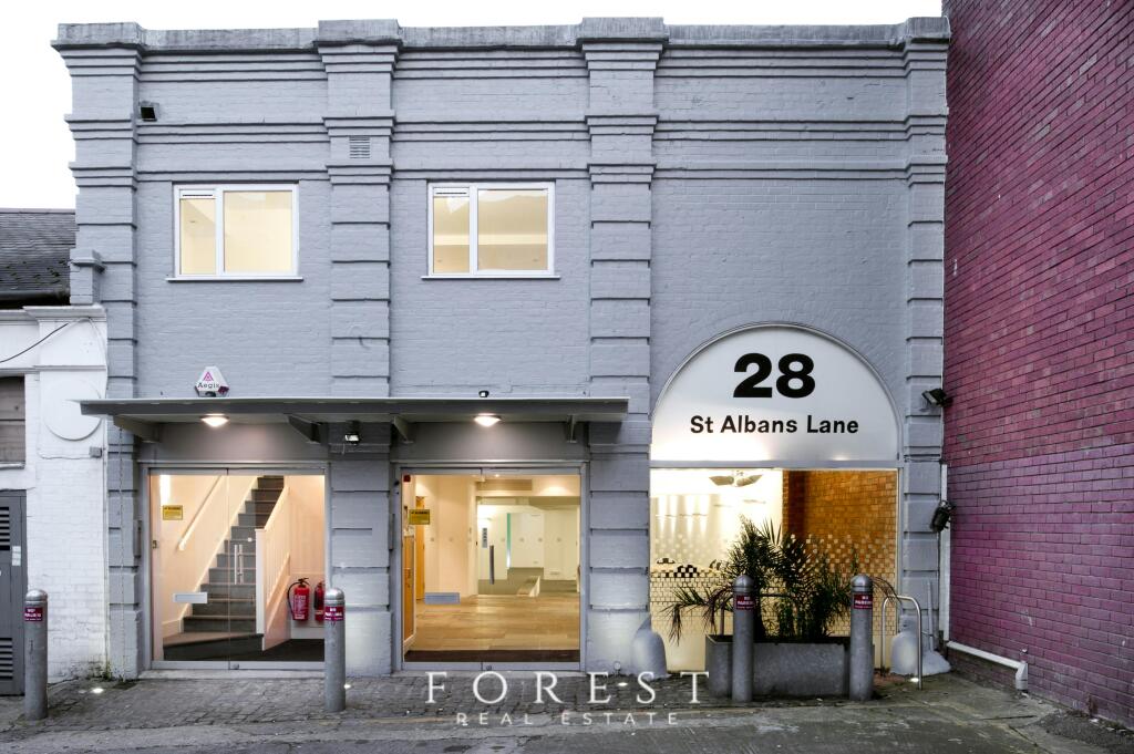 Main image of property: 28 St Albans Lane, Golders Green, NW11 7QE