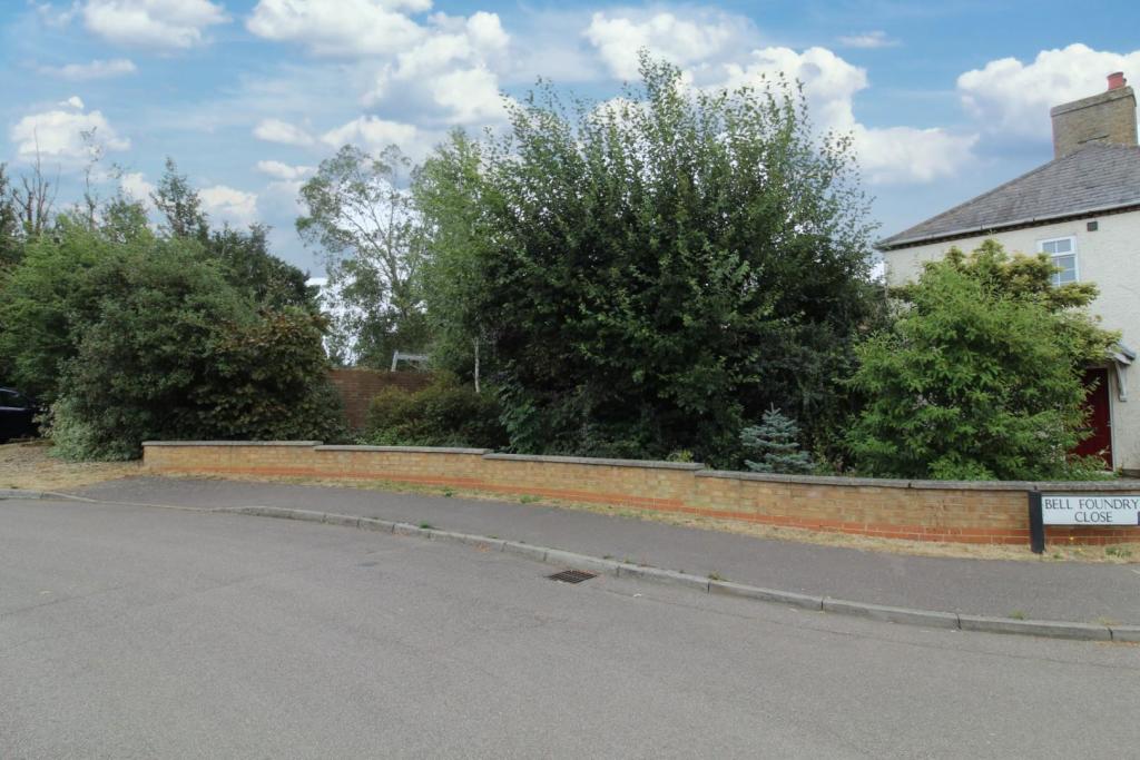 4 bedroom detached house for sale in Waresley Road, Gamlingay, Sandy, SG19