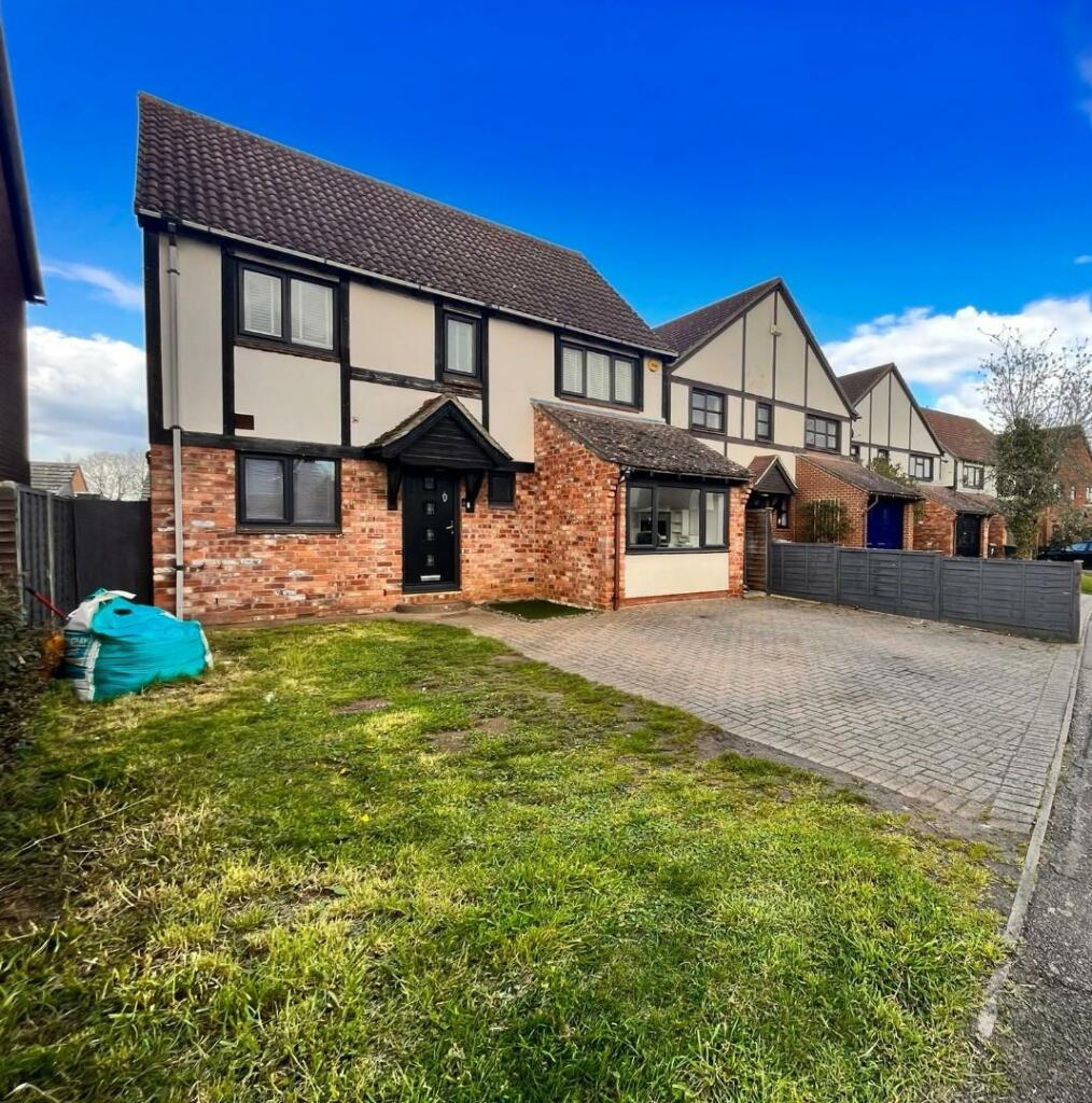 5 bedroom detached house for sale in Byards Green, Potton, Sandy, SG19