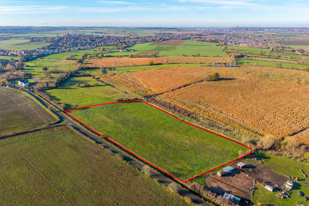 Main image of property: 4.76 Acres At Fen Road, Heighington, Lincolnshire, LN4 1AE