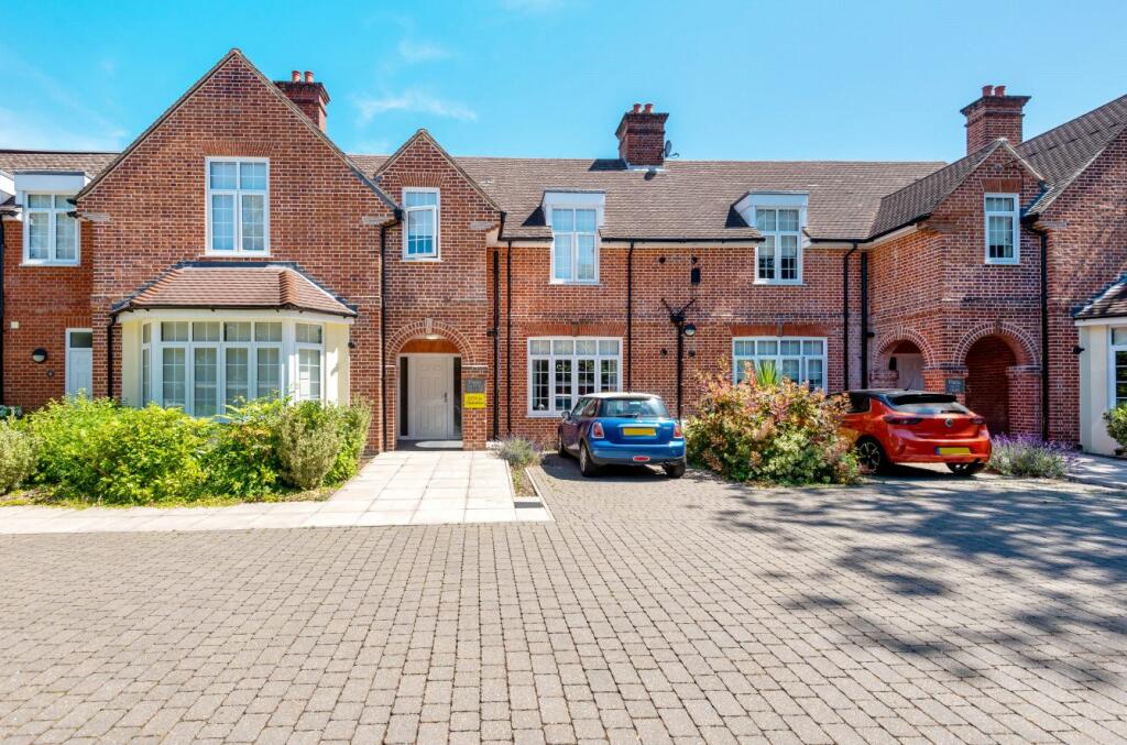 2 bedroom apartment for sale in Seymour Road, Upper Shirley, Southampton, Hampshire, SO16