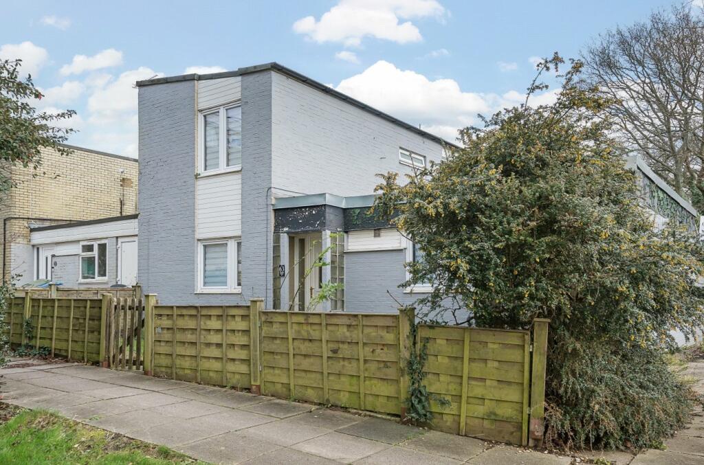 3 bedroom end of terrace house for sale in Taranto Road, Lordswood, Southampton, Hampshire, SO16