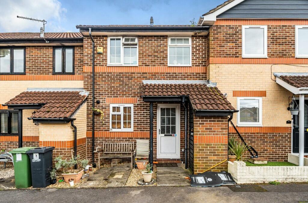 2 bedroom terraced house for sale in Atlantic Park View, West End, Southampton, Hampshire, SO18