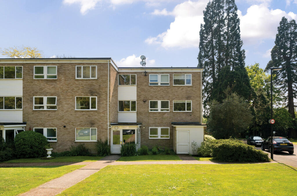 2 bedroom apartment for sale in Redwood Way, Bassett, Southampton, Hampshire, SO16