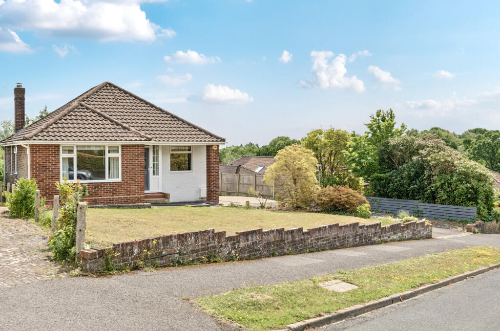 Main image of property: Bassett Green Close, Bassett, Southampton, Hampshire, SO16