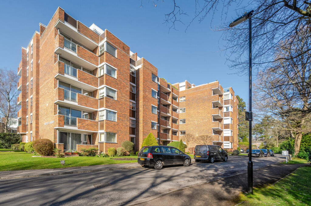 Main image of property: Talbot Close, Bassett, Southampton, Hampshire, SO16
