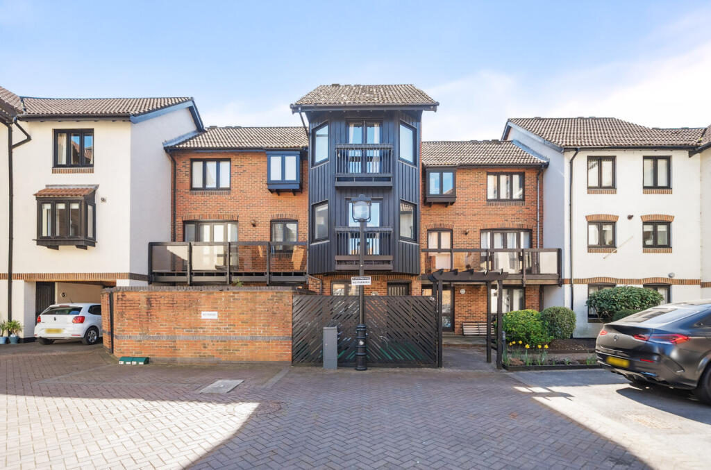 Main image of property: Channel Way, Ocean Village, Southampton, Hampshire, SO14