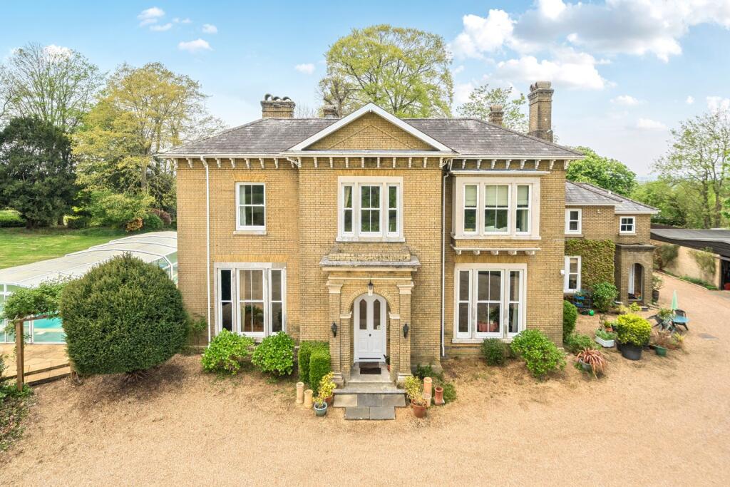Main image of property: Quob Lane, West End, Southampton, Hampshire, SO30