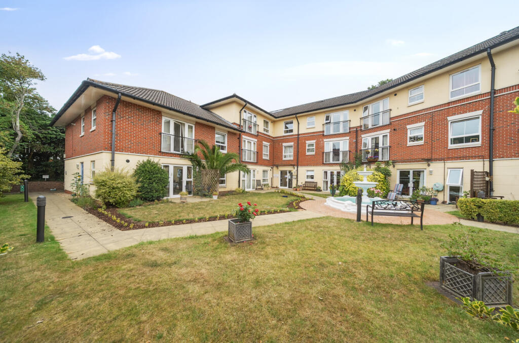 Main image of property: Rollesbrook Gardens, Southampton, Hampshire, SO15