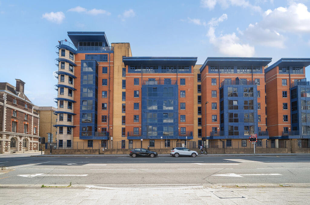 Main image of property: Canute Road, Ocean Village, Southampton, Hampshire, SO14