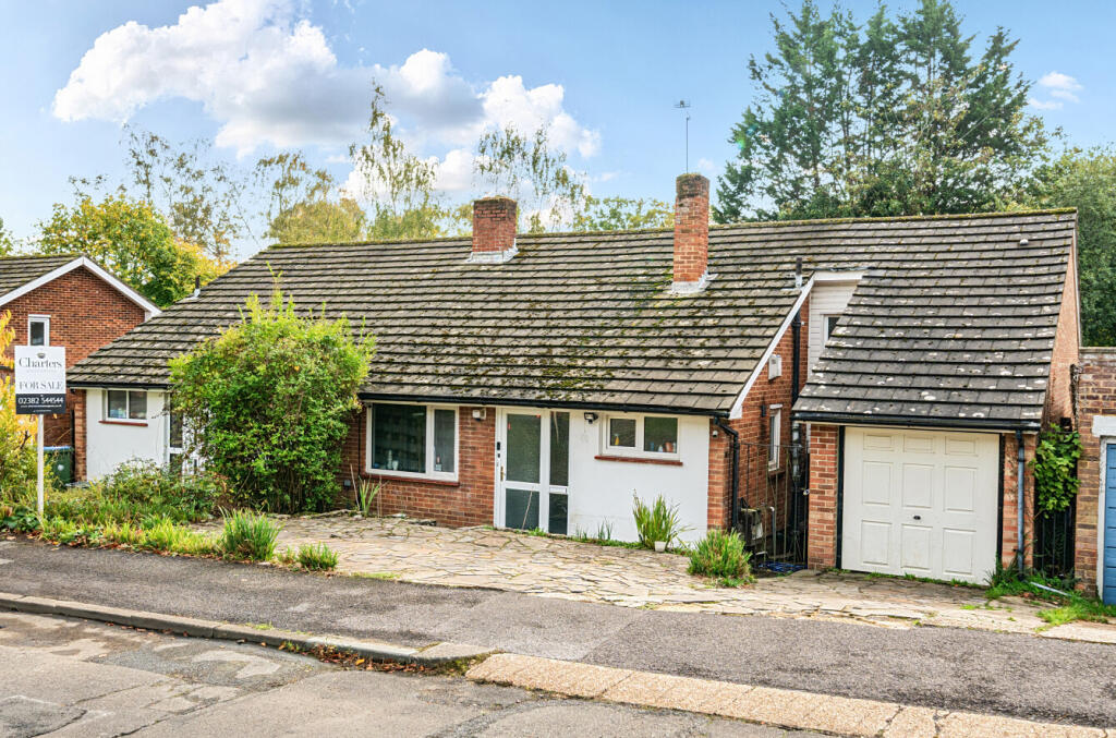 Main image of property: The Parkway, Bassett, Southampton, Hampshire, SO16
