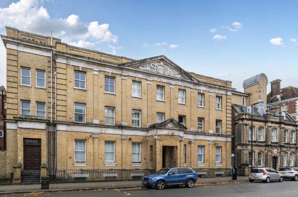 Main image of property: Canute Road, Ocean Village, Southampton, Hampshire, SO14