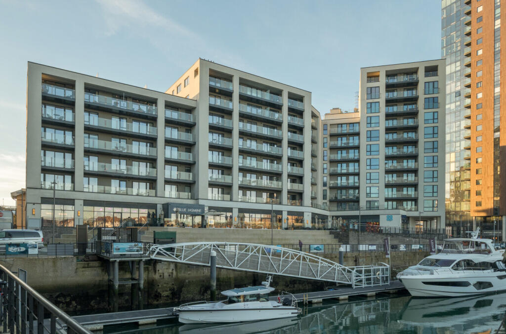 Main image of property: Maritime Walk, Ocean Village, Southampton, Hampshire, SO14