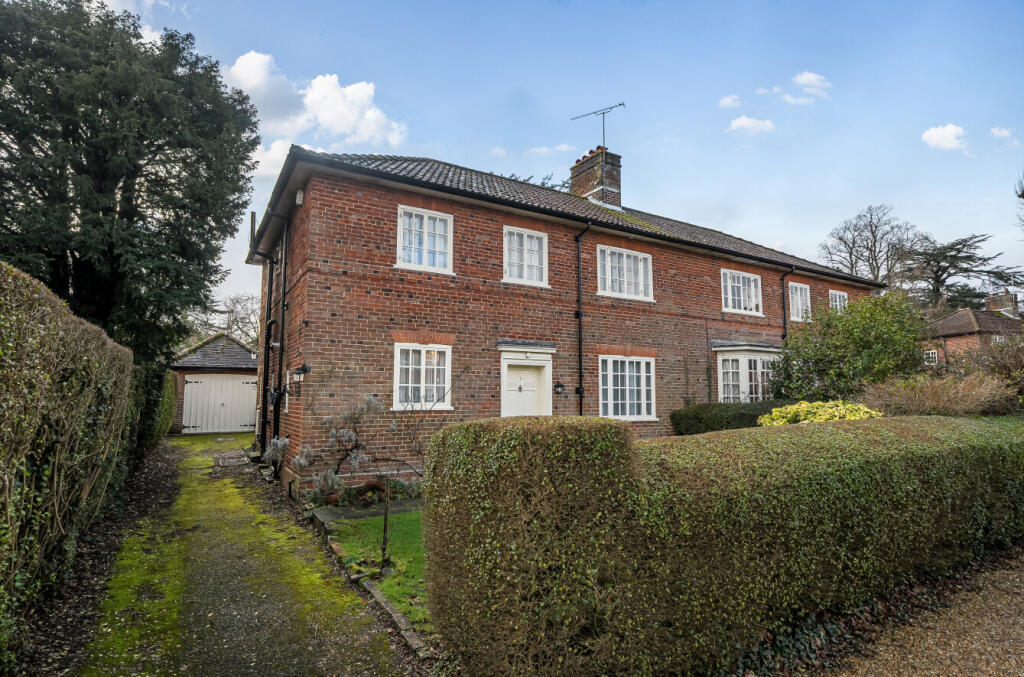 Main image of property: Uplands Way, Highfield, Southampton, Hampshire, SO17