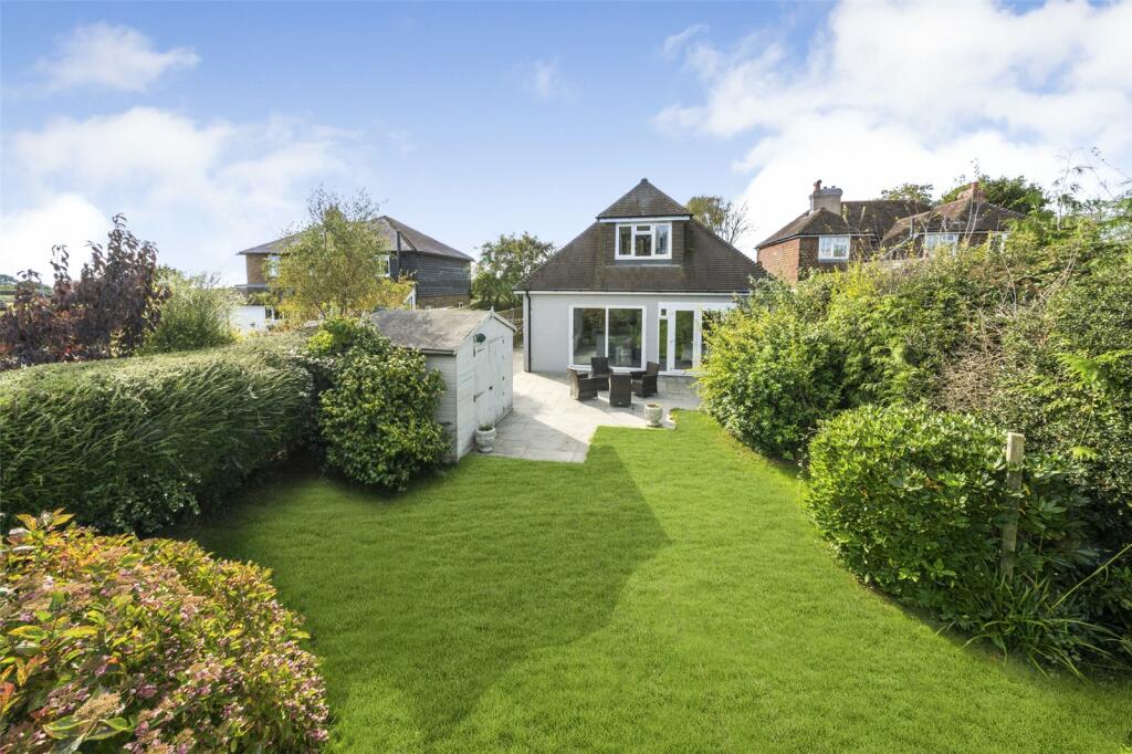 4 bedroom detached house for sale in Stunts Green, Herstmonceux, East