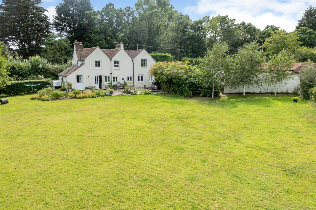 4 bedroom detached house for sale in Old Lane, Uckfield, East