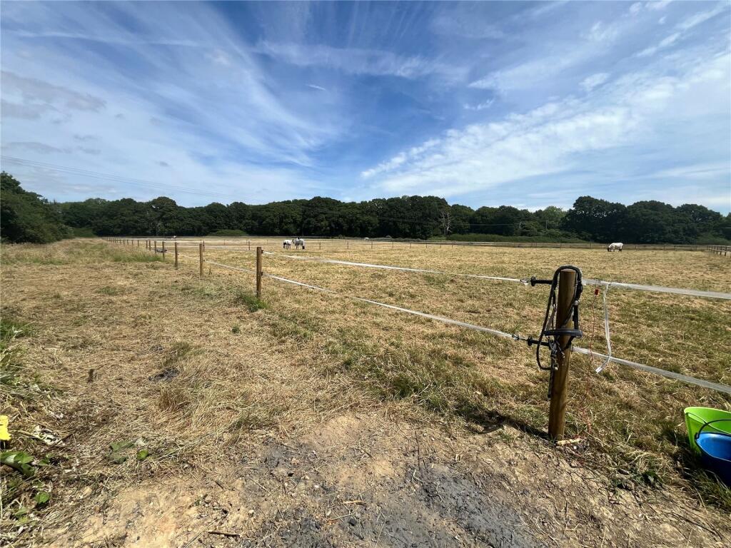 Additional property image - Arlington Road West, Hailsham, East Sussex, BN27