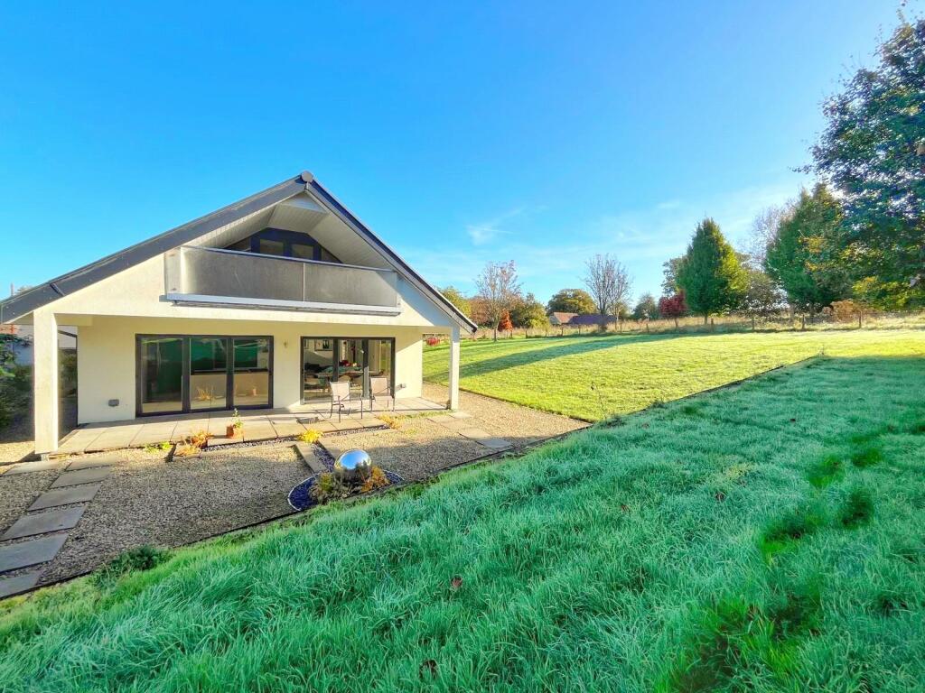 Additional property image - Field View, Gardner Street, Herstmonceux, BN27
