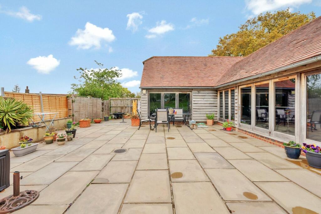 Additional property image - Field View, Gardner Street, Herstmonceux, BN27