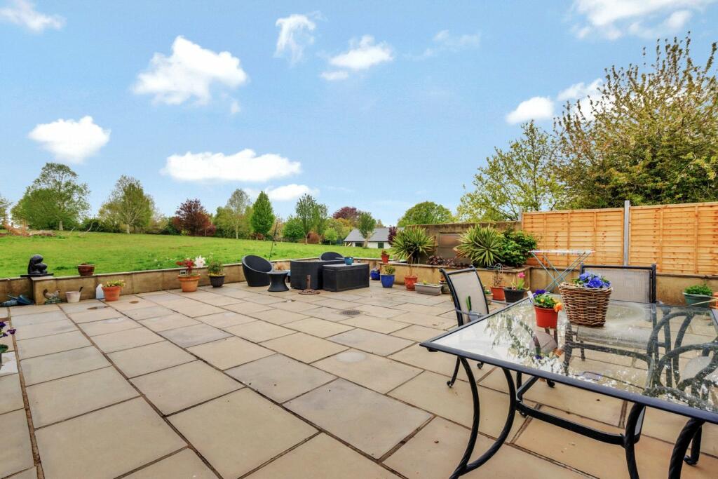Additional property image - Field View, Gardner Street, Herstmonceux, BN27
