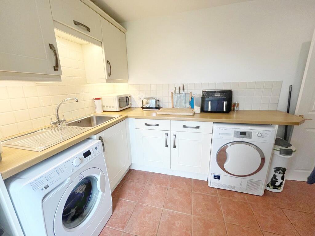 Additional property image - High Barn Road, Upper Dicker, Hailsham, East Sussex, BN27