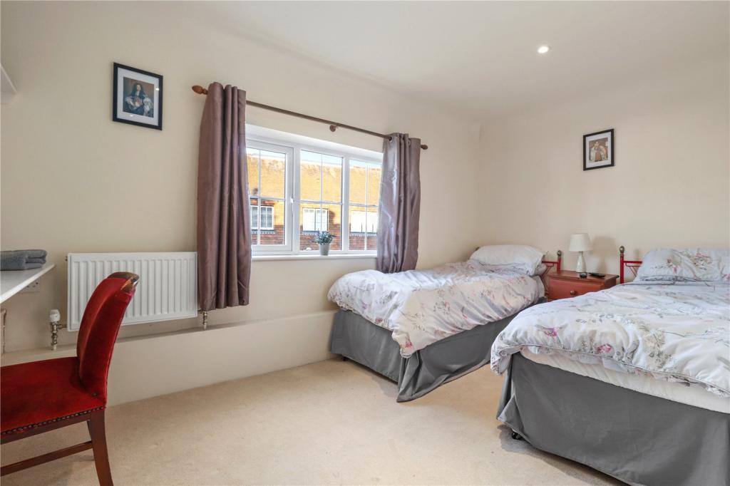 10 bedroom detached house for sale in Lower Horsebridge, Hailsham, East