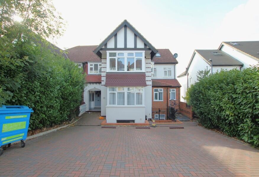 Main image of property: Park Lane, Wembley