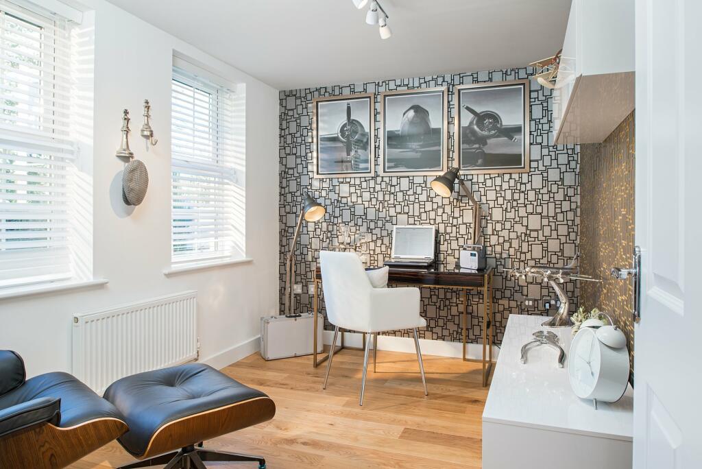 Additional property image - Ashlawn Road,
Rugby,
CV22 5QE