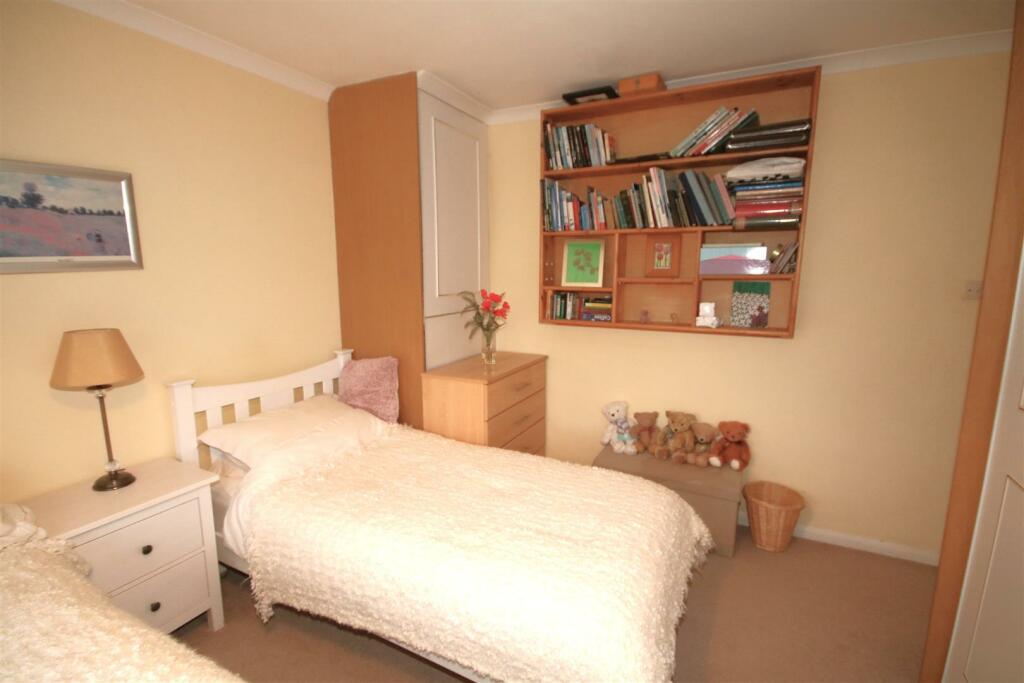 Additional property image - Hillside Avenue, Canterbury