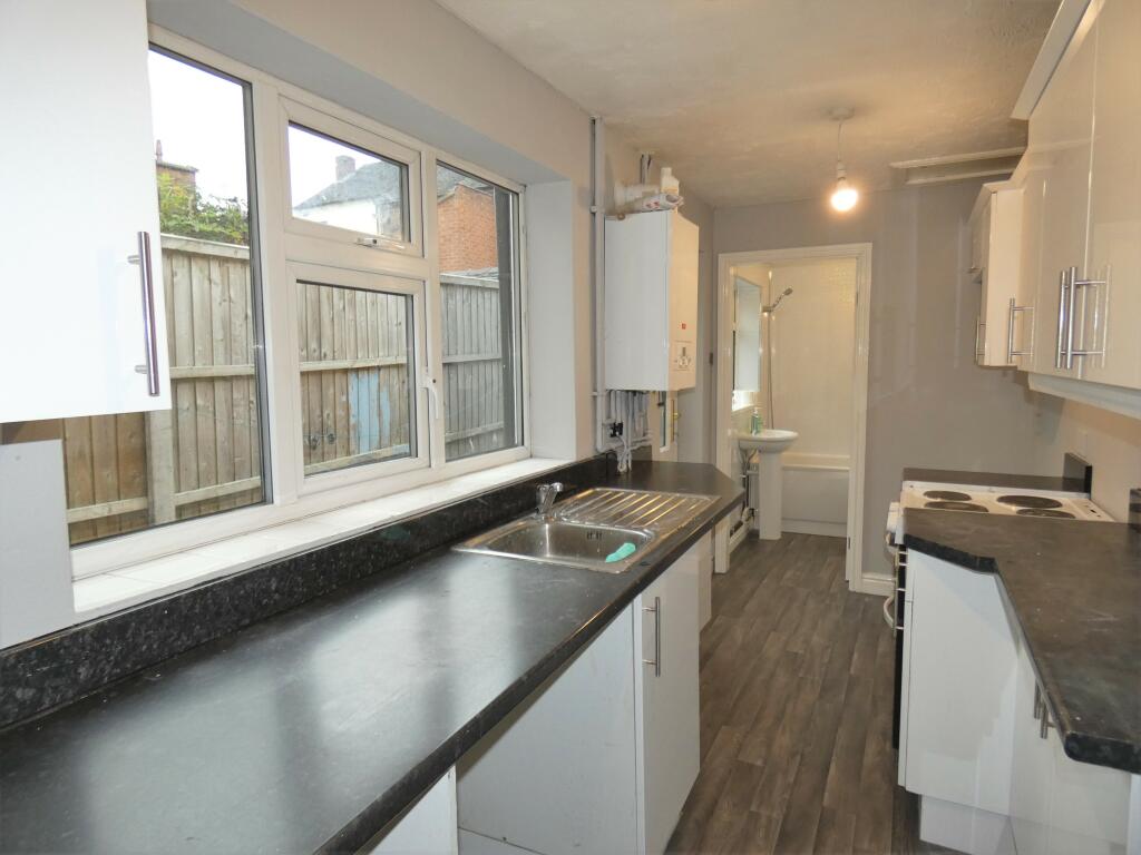 2 bedroom terraced house for rent in Livingstone Street, Stoke-on-Trent, ST6