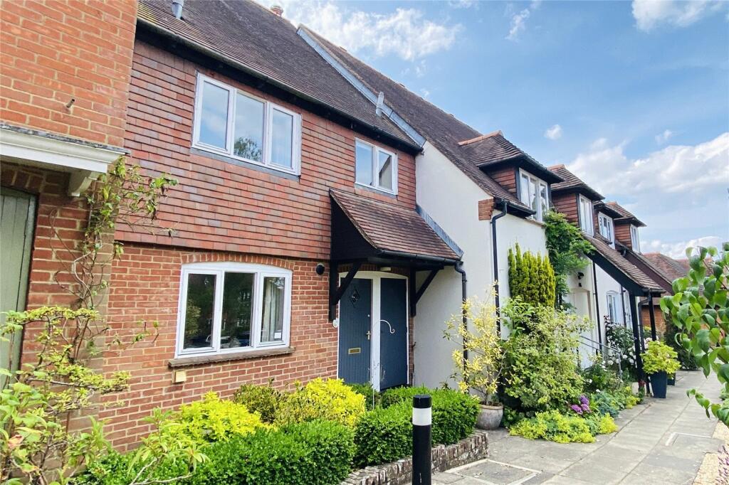 3 bedroom terraced house for sale in Mildmay Court, Odiham, Hook