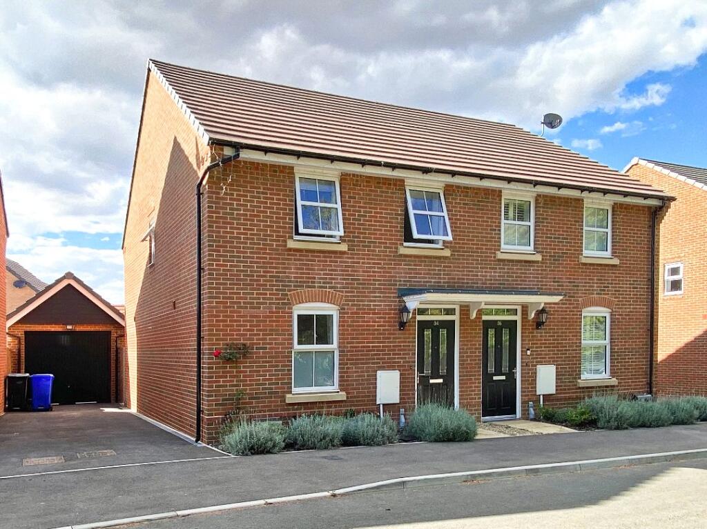 Main image of property: Hewett Lane, Hook, Hampshire, RG27