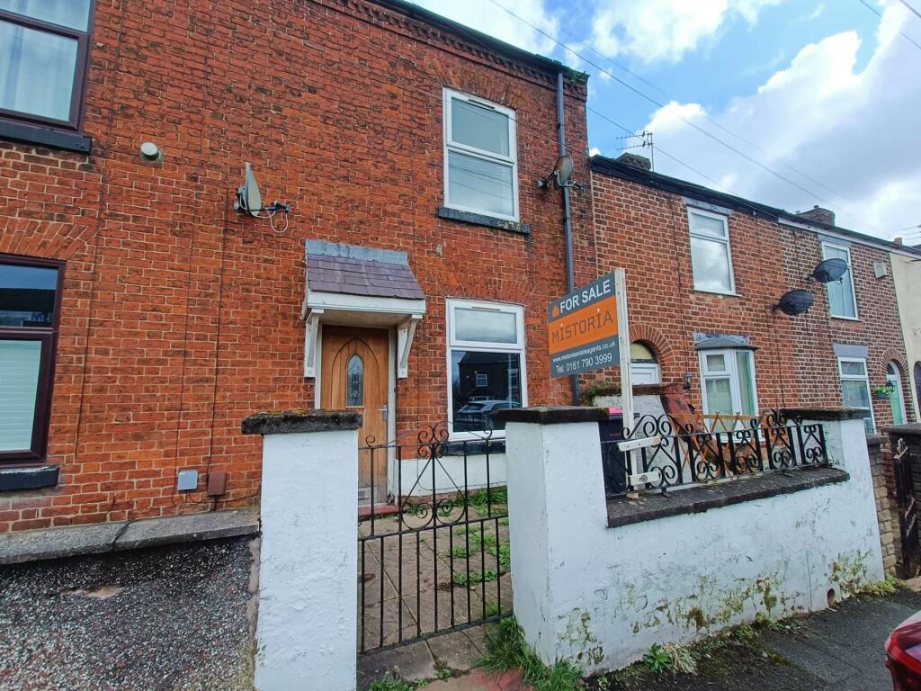 2 bedroom house for sale in Hayes Road, Cadishead, M44
