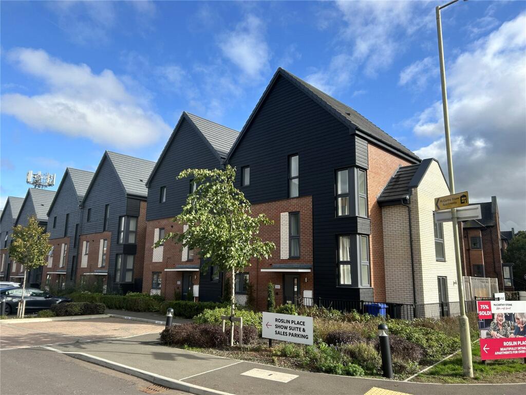 Main image of property: Station Road, Hook, Hampshire, RG27