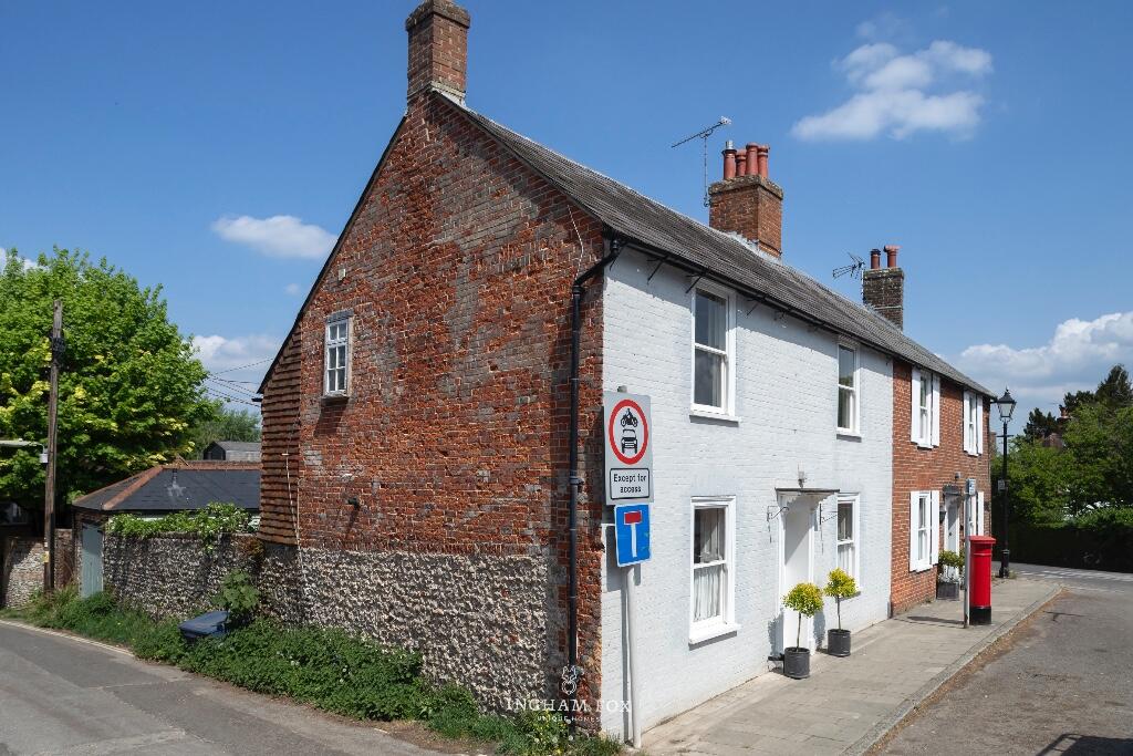 Main image of property: Broad Street, Alresford, Hampshire, SO24