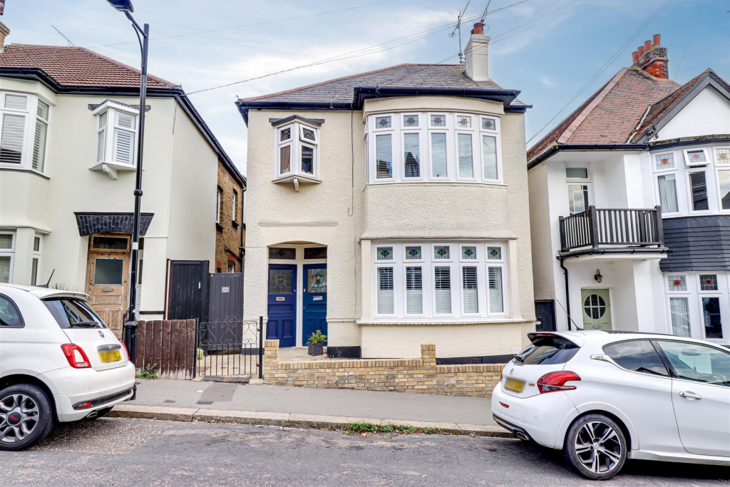 Main image of property: * SPLIT LEVEL WITH SEA VIEWS * Beach Avenue, Leigh-On-Sea