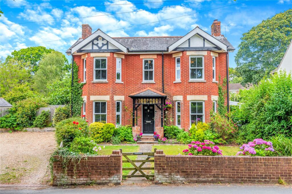 Main image of property: Ringwood Road, Bransgore, Christchurch, Dorset, BH23