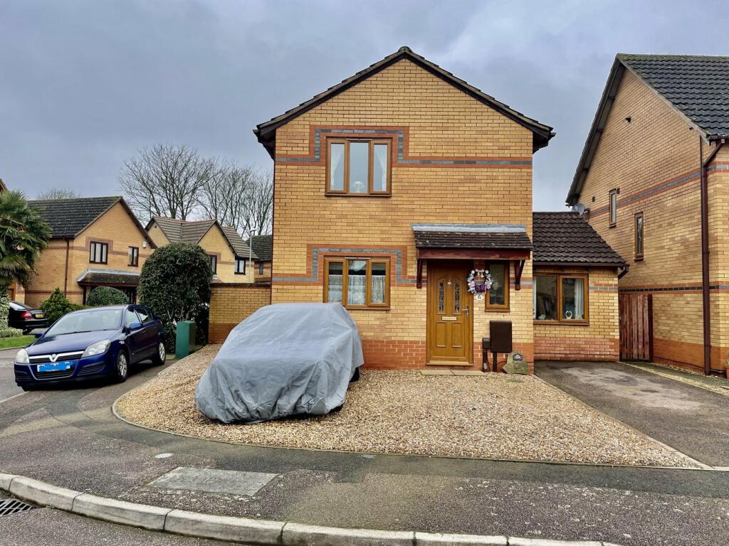 3 bedroom detached house for sale in Heritage Way, Raunds