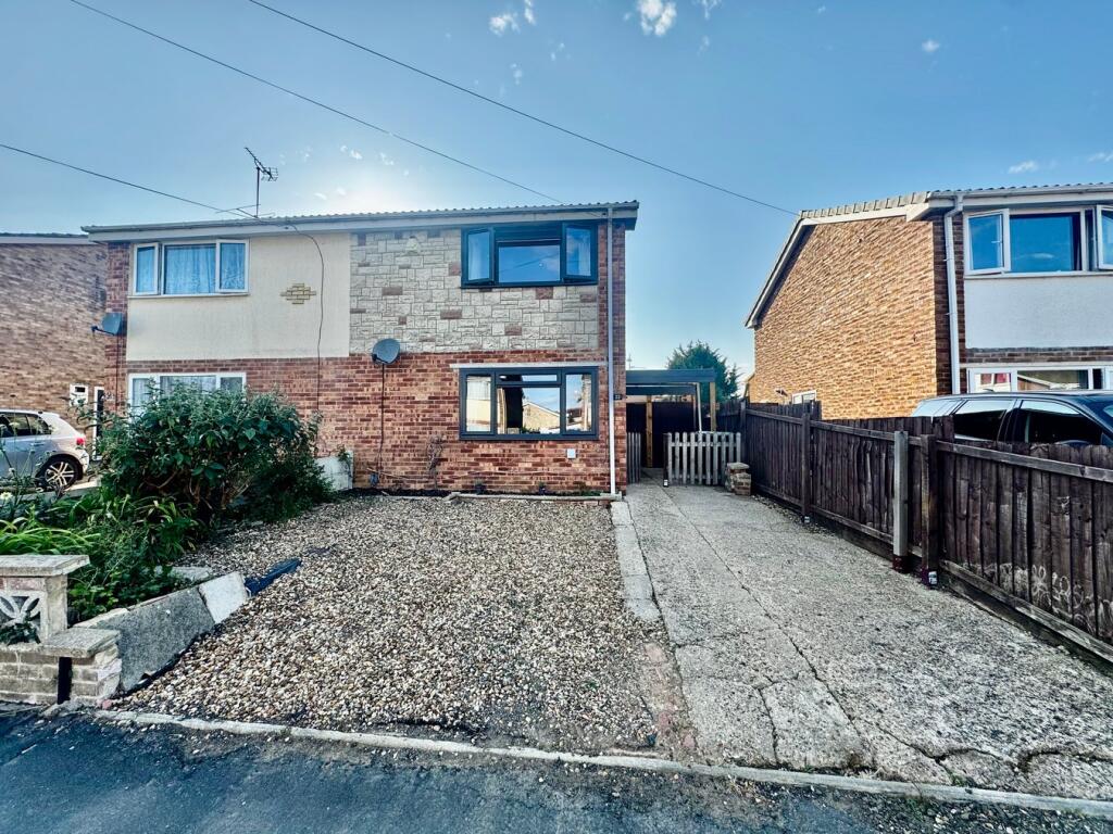 Main image of property: Blackfriars, Rushden, NN10