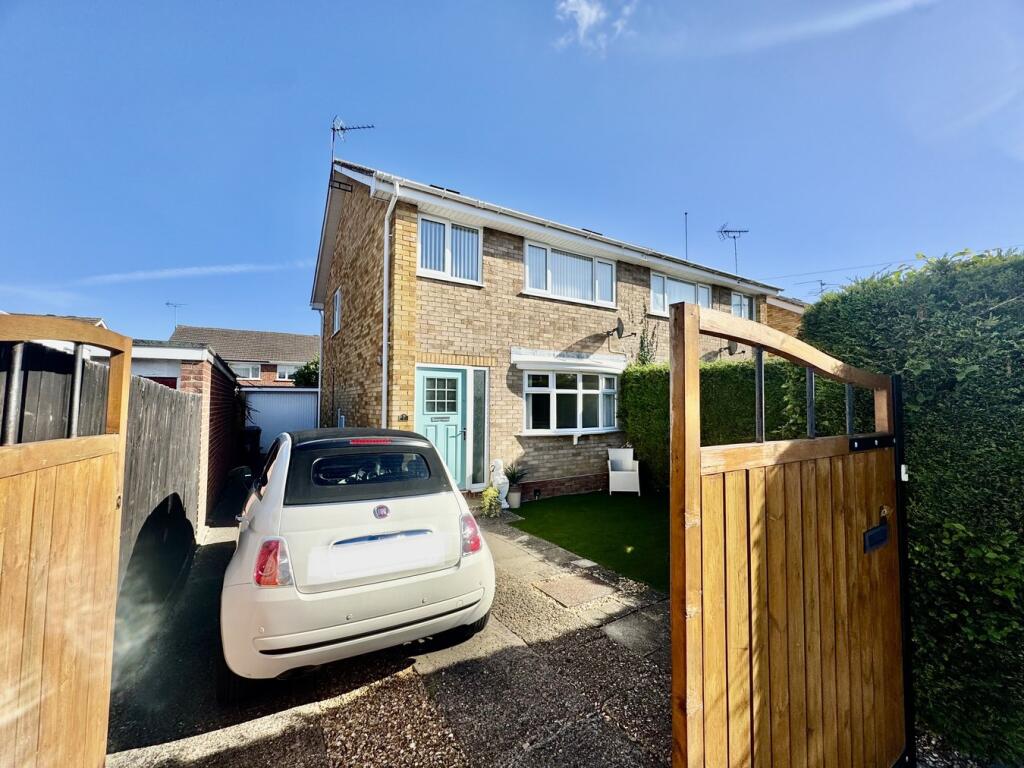 Main image of property: Shakespeare Road, Rushden, NN10