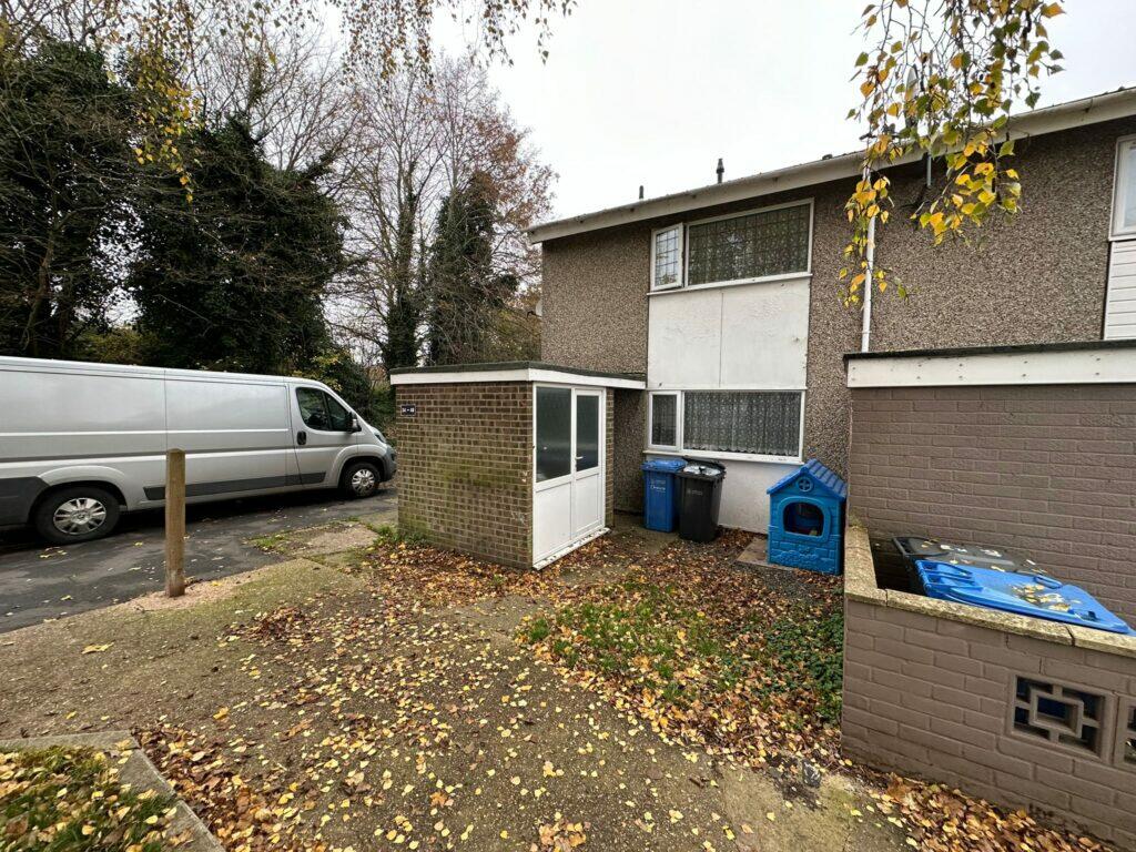 3 bedroom end of terrace house for sale in Jamieson Place, West Norwich
