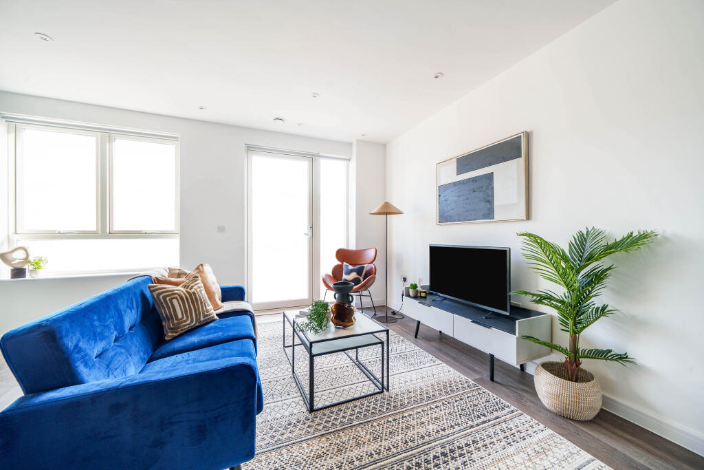 Main image of property: 2 bed, 8th floor, Dunlin, Pelican House in Fresh Wharf
