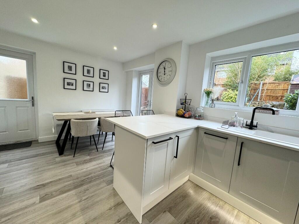 Additional property image - Dordon Close, B90