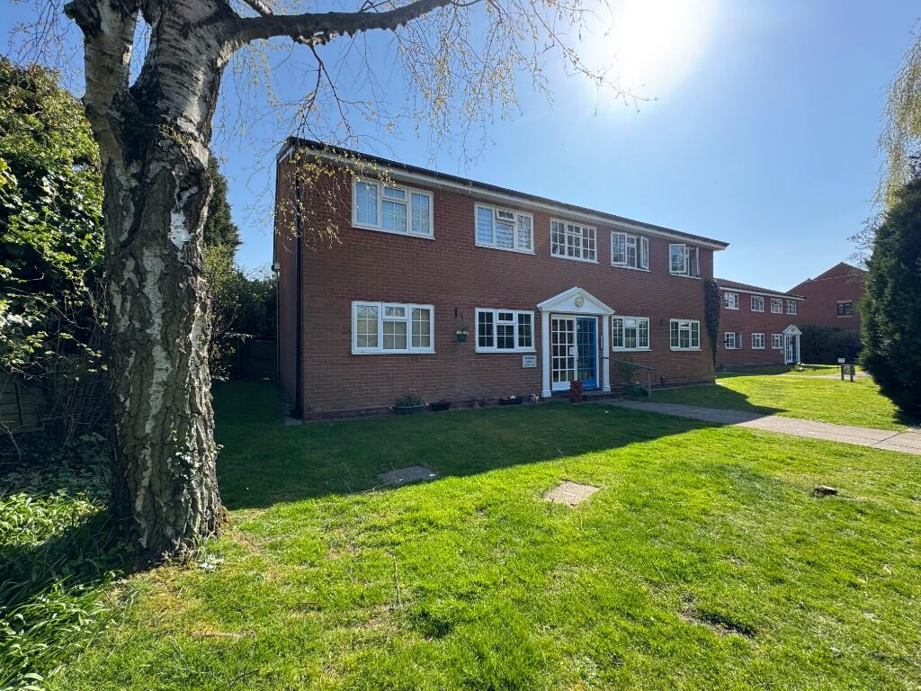Main image of property: Lawford Grove, B90