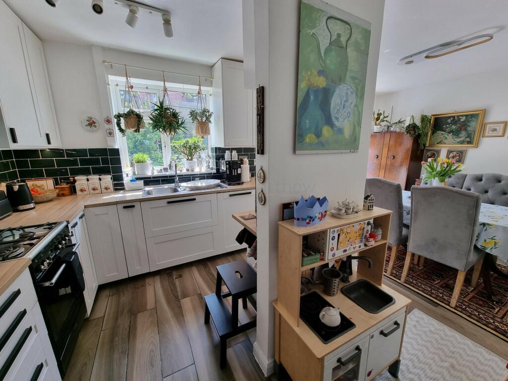 3 bedroom semidetached house for sale in Gladstone Road, Barry, The