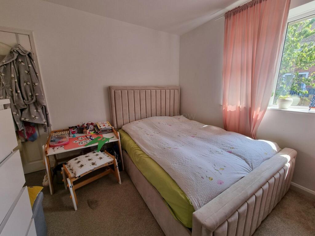 3 bedroom semidetached house for sale in Gladstone Road, Barry, The